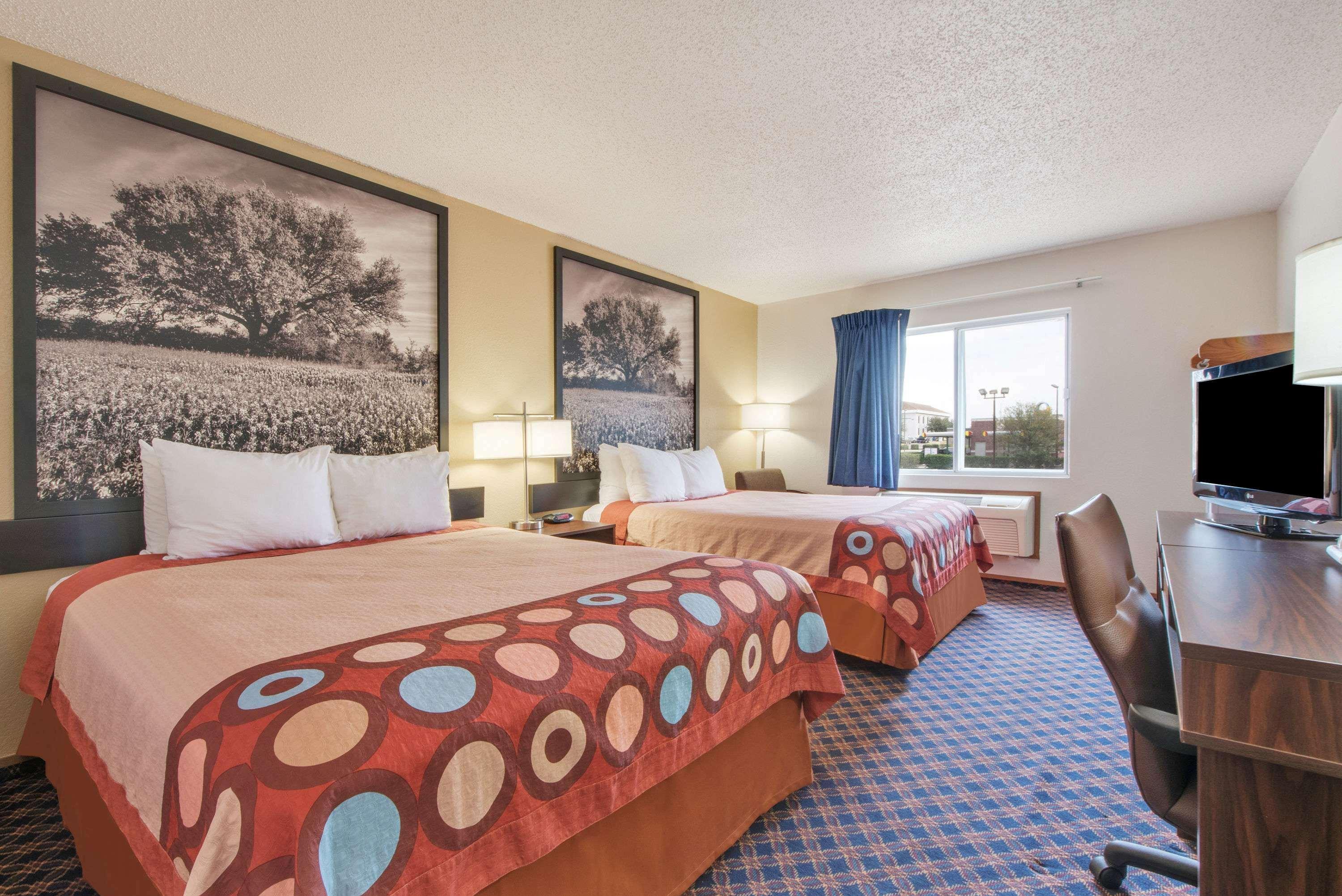Super 8 By Wyndham College Station Exterior foto